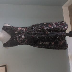 White House Black Market Black Burnout Floral Velvet Dress - Size 10